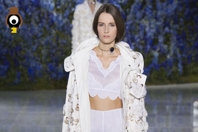 #SuzyPFW: Dior  Victorian Underwear