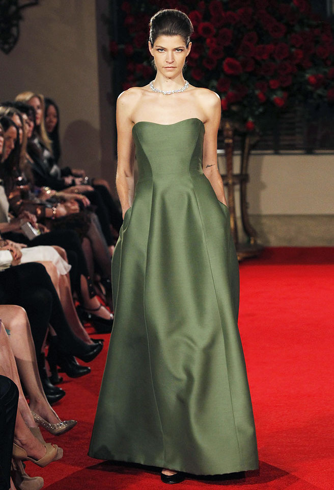      . Alberta Ferretti pre-fall 2013